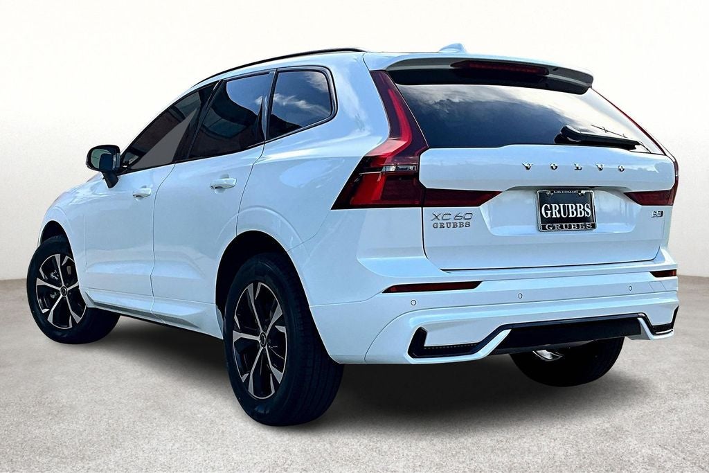 2026 Volvo XC60 B5 Core