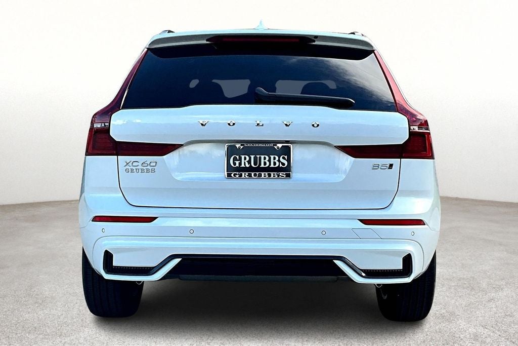 2026 Volvo XC60 B5 Core