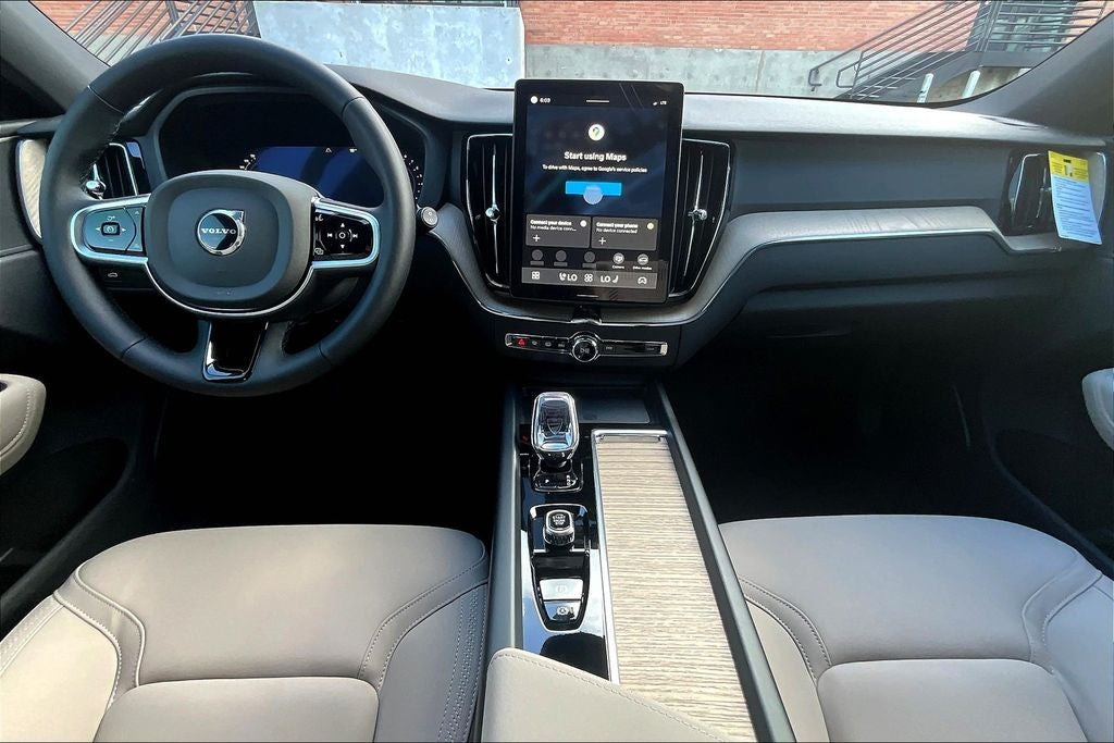 2026 Volvo XC60 B5 Core