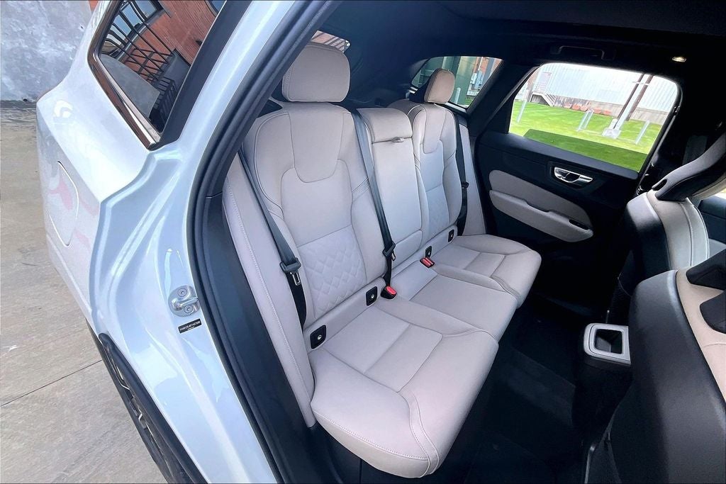 2026 Volvo XC60 B5 Core