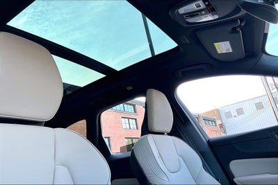 2026 Volvo XC60 B5 Core