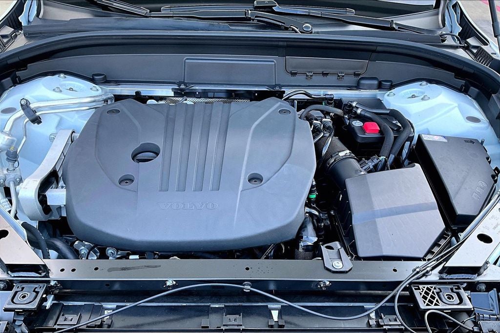 2026 Volvo XC60 B5 Core