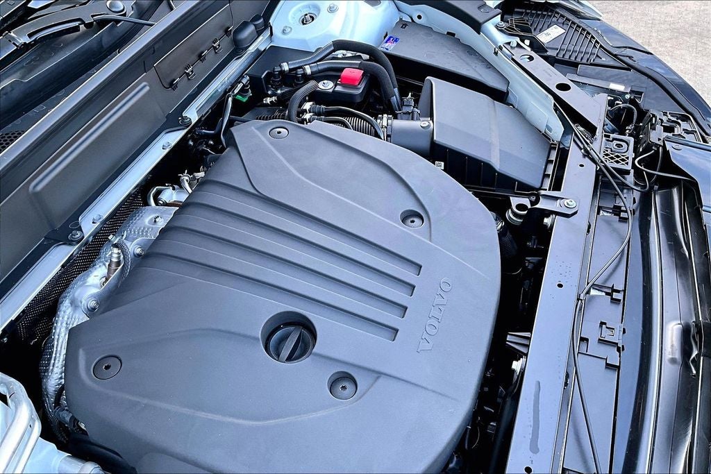 2026 Volvo XC60 B5 Core