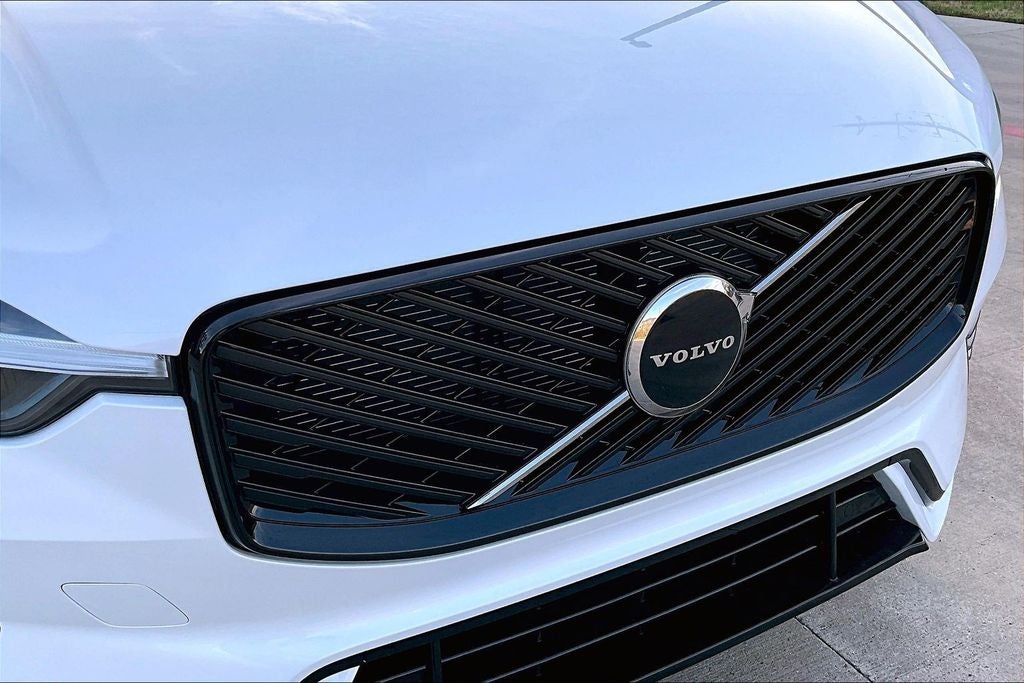 2026 Volvo XC60 B5 Core