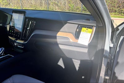 2026 Volvo XC60 B5 Core