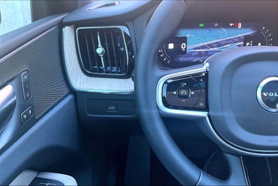 2026 Volvo XC60 B5 Core