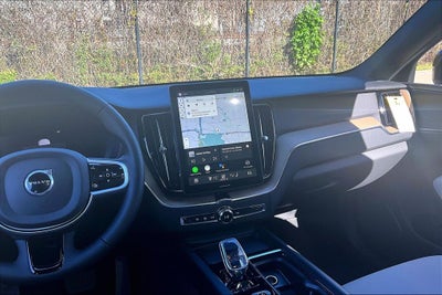 2026 Volvo XC60 B5 Core