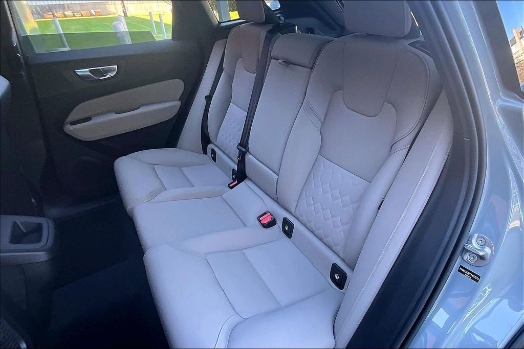 2026 Volvo XC60 B5 Core