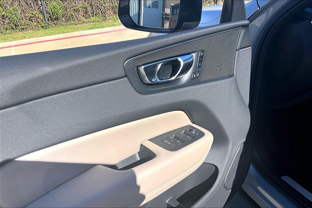 2026 Volvo XC60 B5 Core