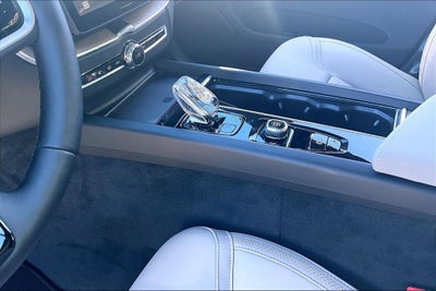 2026 Volvo XC60 B5 Core