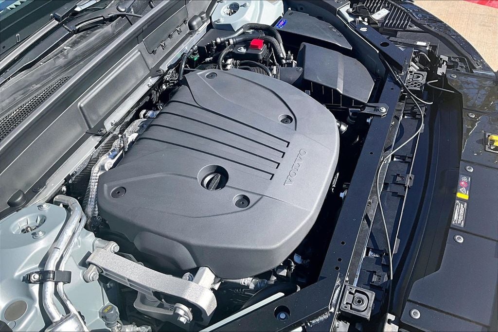 2026 Volvo XC60 B5 Core