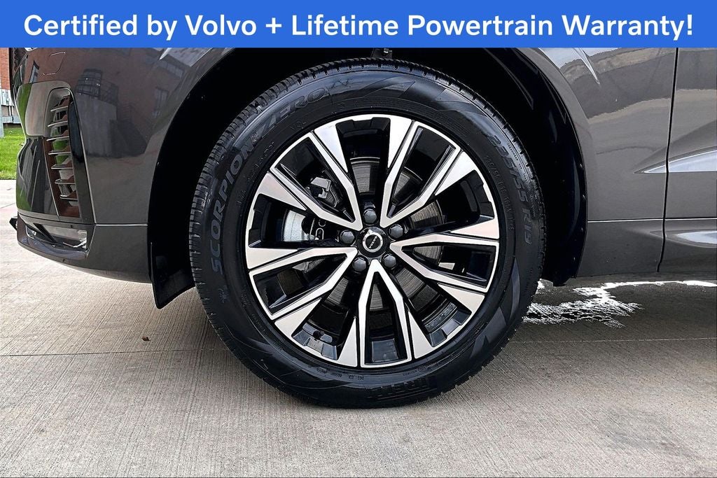 2025 Volvo XC60 B5 Core