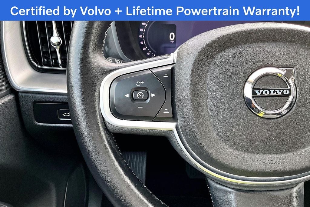 2025 Volvo XC60 B5 Core