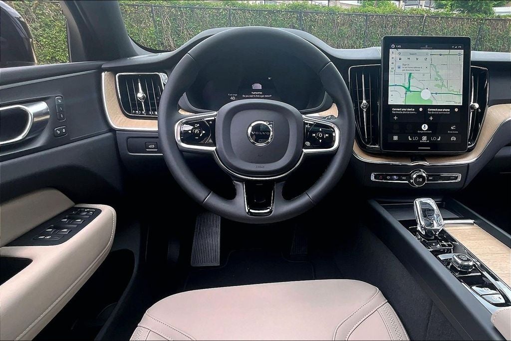 2026 Volvo XC60 B5 Core