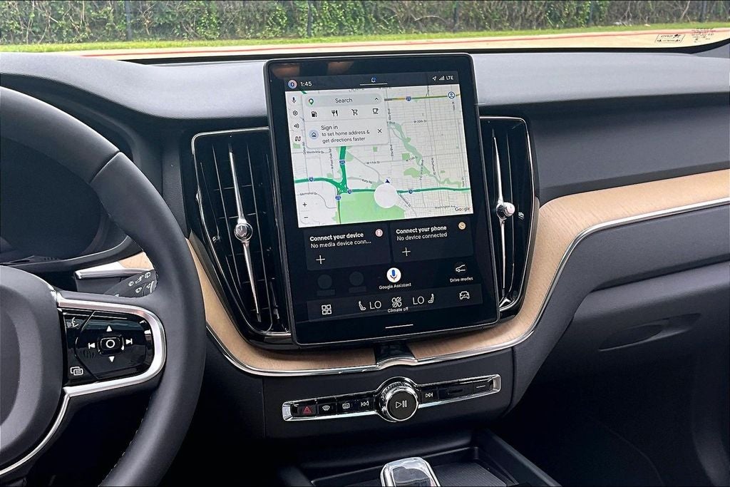 2026 Volvo XC60 B5 Core