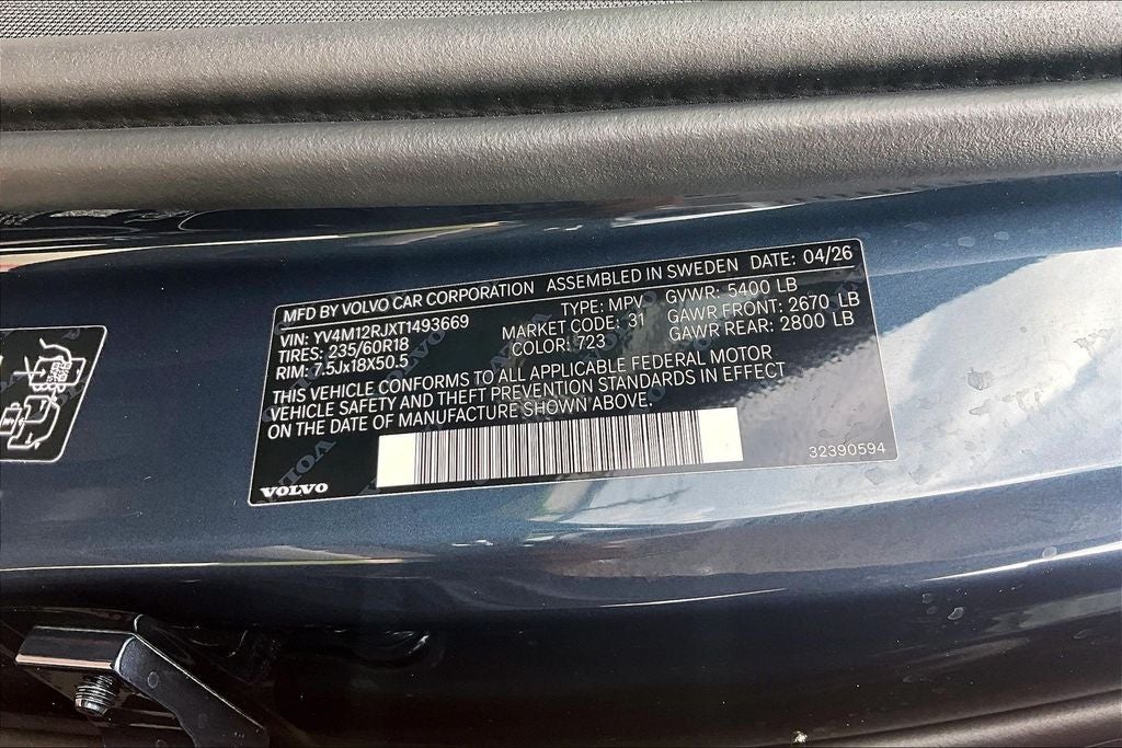 2026 Volvo XC60 B5 Core