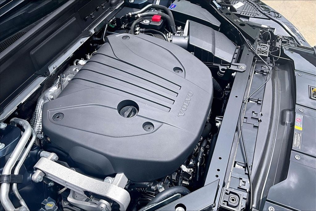 2026 Volvo XC60 B5 Core