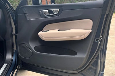 2026 Volvo XC60 B5 Core