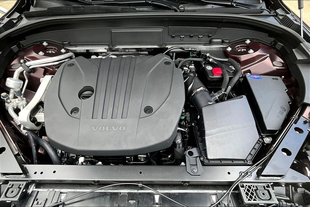 2026 Volvo XC60 B5 Ultra