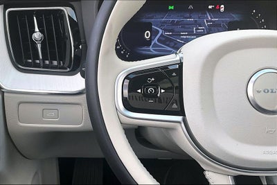 2026 Volvo XC60 B5 Ultra