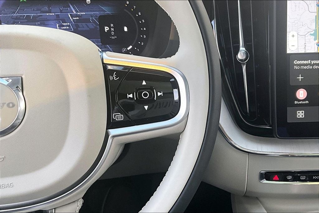 2026 Volvo XC60 B5 Ultra