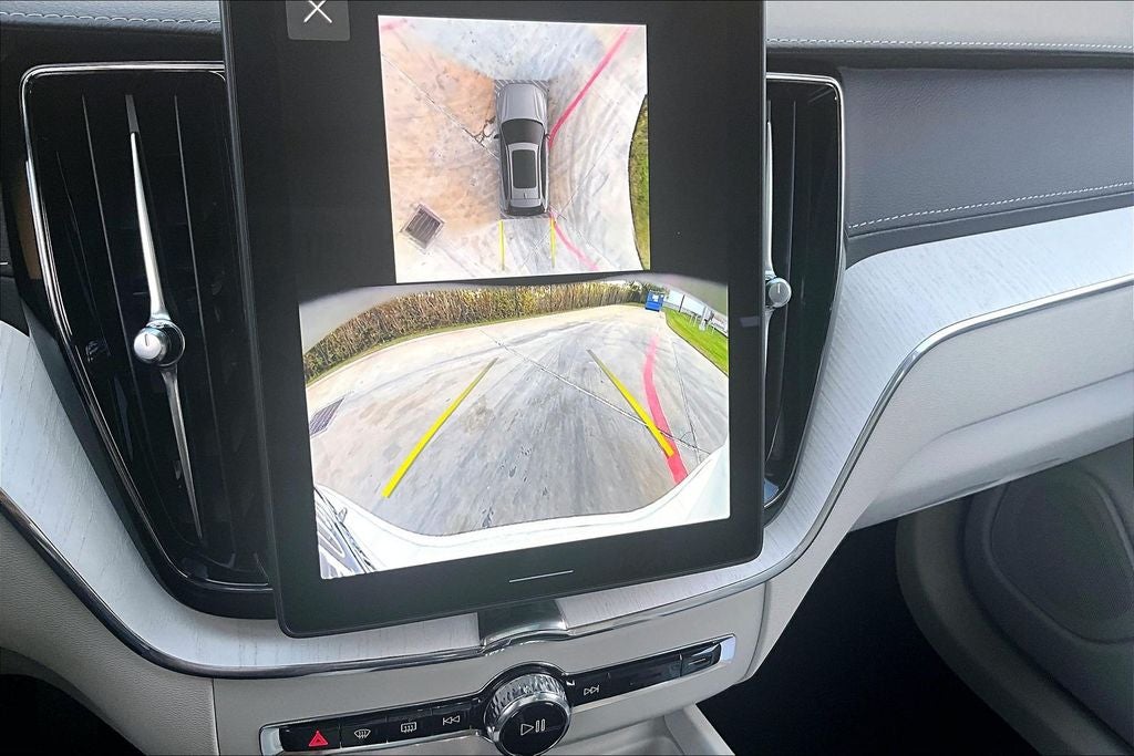 2026 Volvo XC60 B5 Ultra