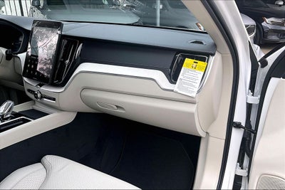 2026 Volvo XC60 B5 Ultra