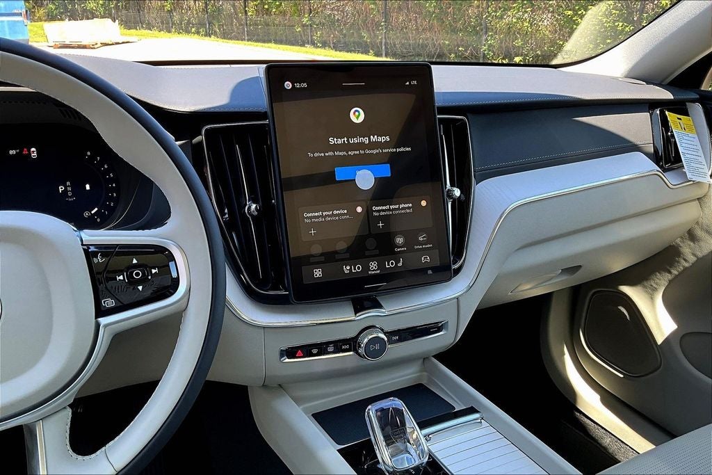 2026 Volvo XC60 B5 Ultra