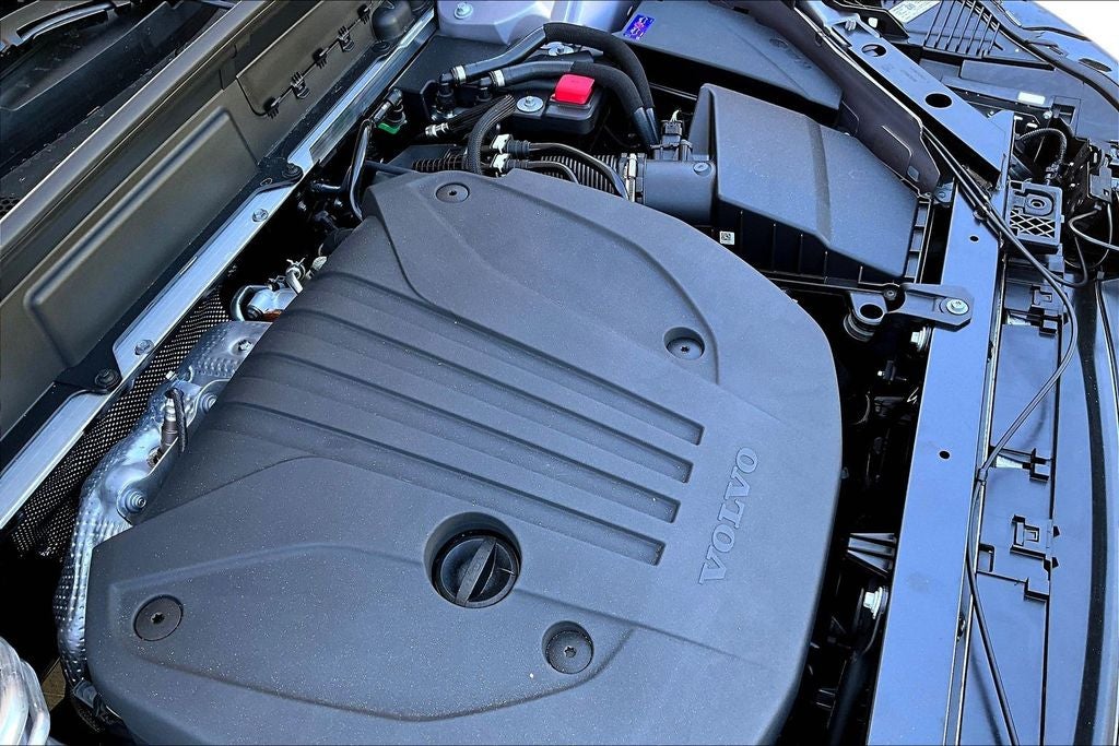 2026 Volvo XC60 B5 Ultra