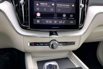 2026 Volvo XC60 B5 Ultra