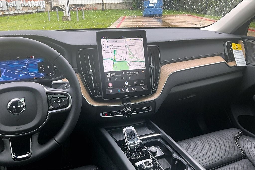 2026 Volvo XC60 B5 Ultra