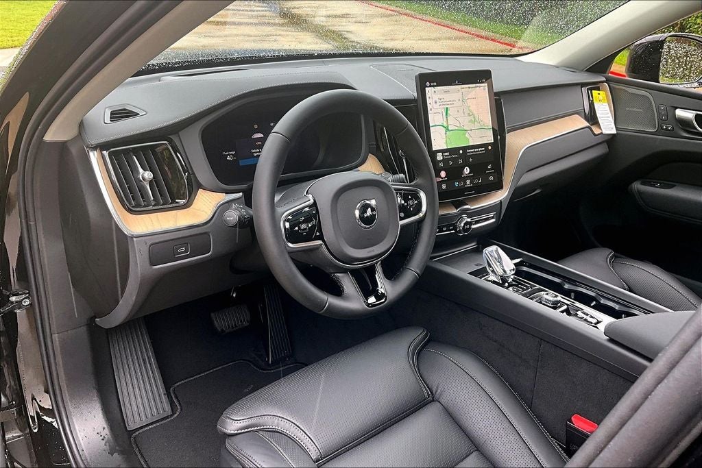 2026 Volvo XC60 B5 Ultra