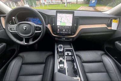 2026 Volvo XC60 B5 Ultra