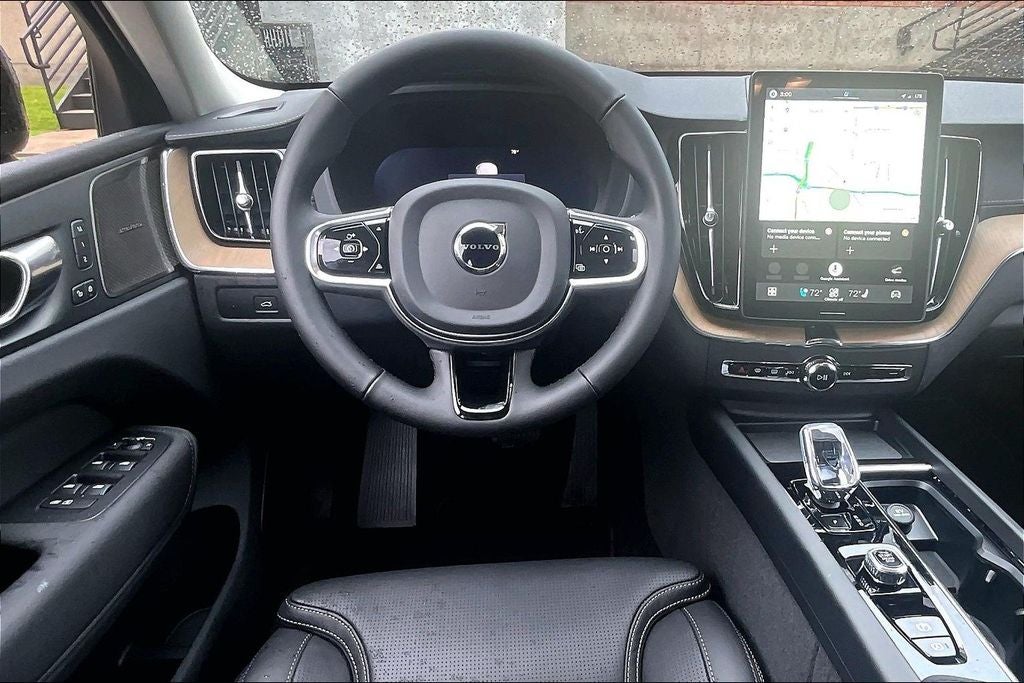 2026 Volvo XC60 B5 Ultra