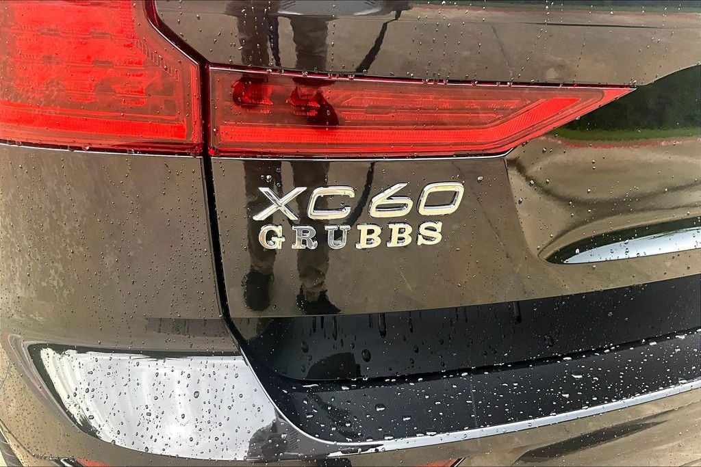 2026 Volvo XC60 B5 Ultra