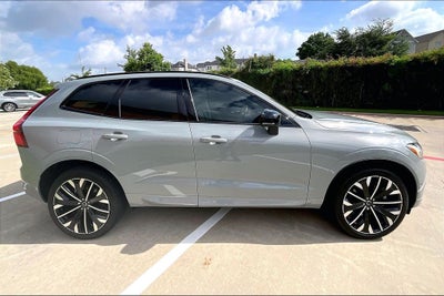 2026 Volvo XC60 B5 Ultra