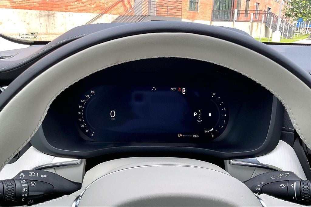 2026 Volvo XC60 B5 Ultra