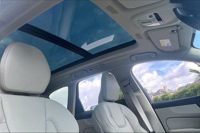 2026 Volvo XC60 B5 Ultra