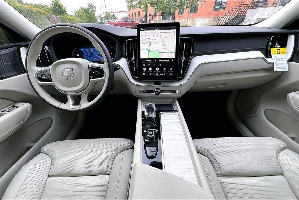 2026 Volvo XC60 B5 Ultra
