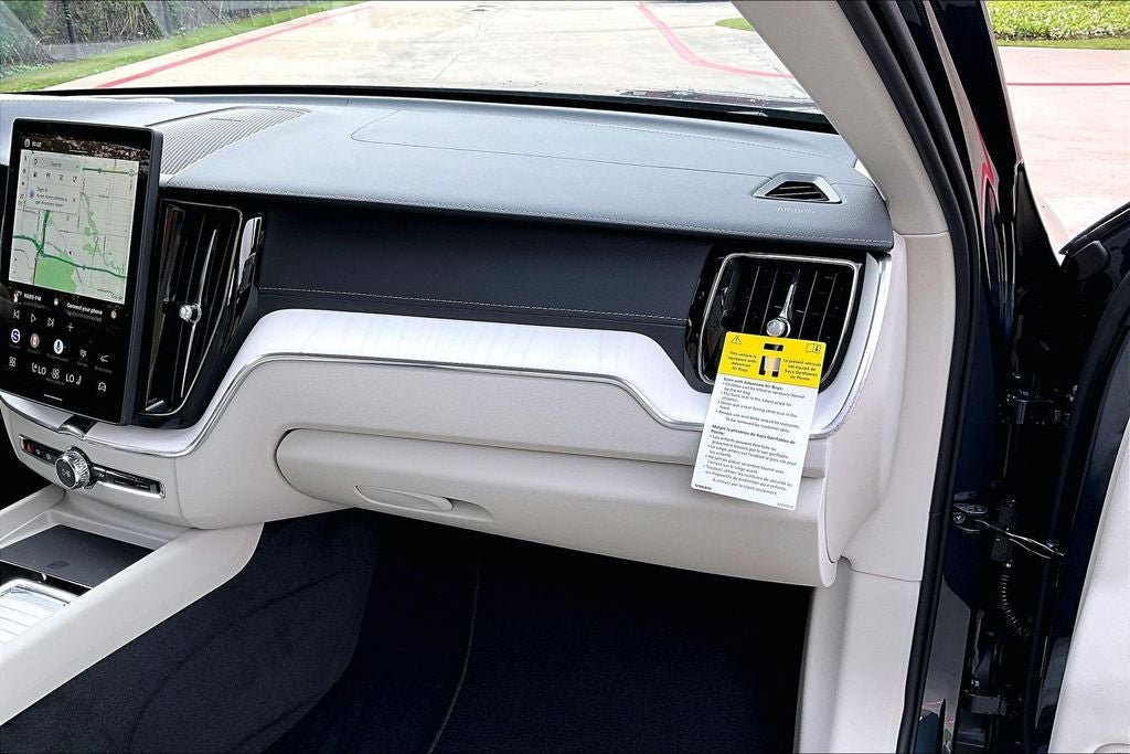 2026 Volvo XC60 B5 Ultra