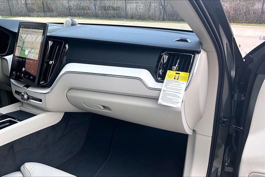 2026 Volvo XC60 B5 Ultra