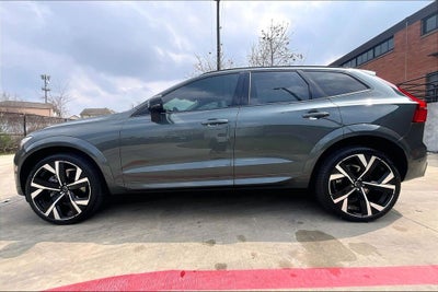 2026 Volvo XC60 B5 Ultra