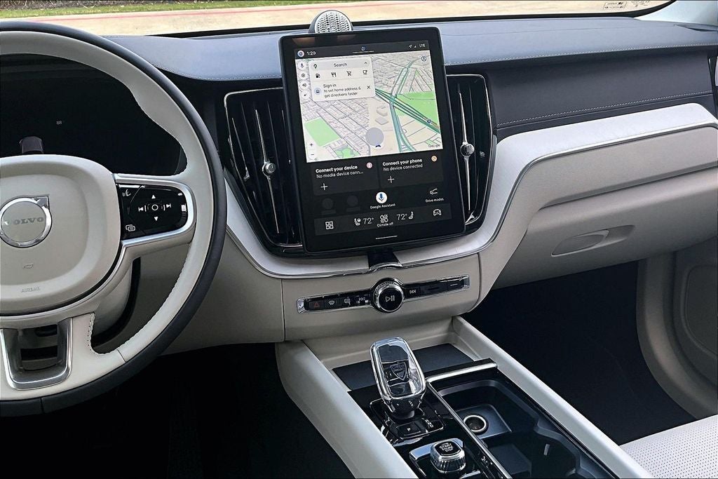 2026 Volvo XC60 B5 Ultra