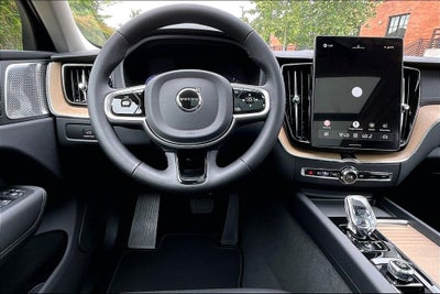 2026 Volvo XC60 B5 Ultra