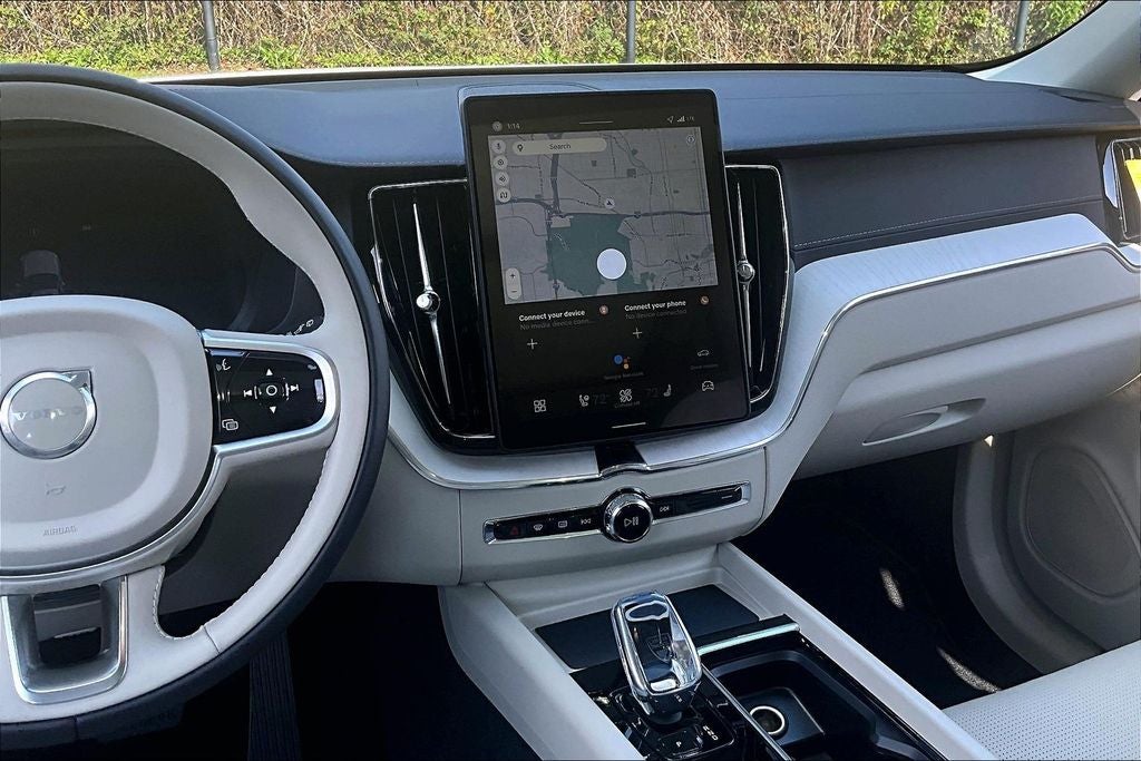 2026 Volvo XC60 B5 Ultra