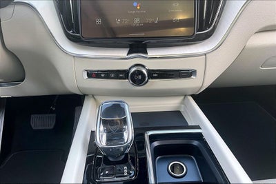 2026 Volvo XC60 B5 Ultra