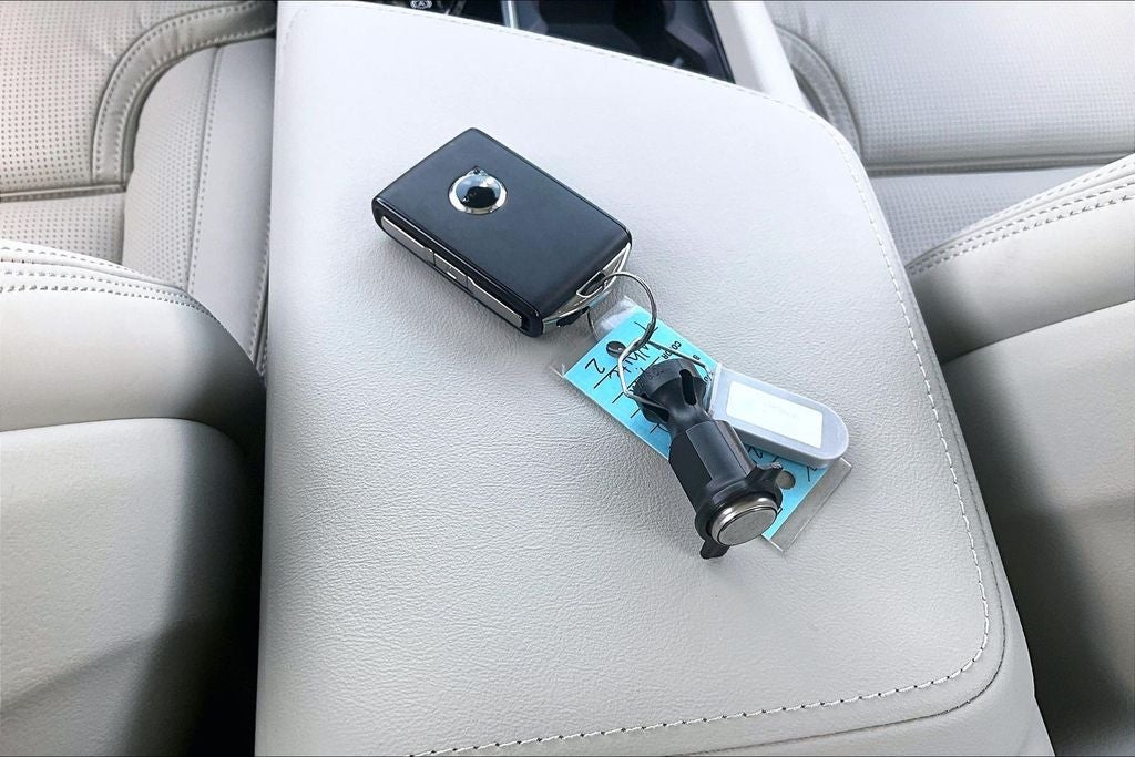 2026 Volvo XC60 B5 Ultra