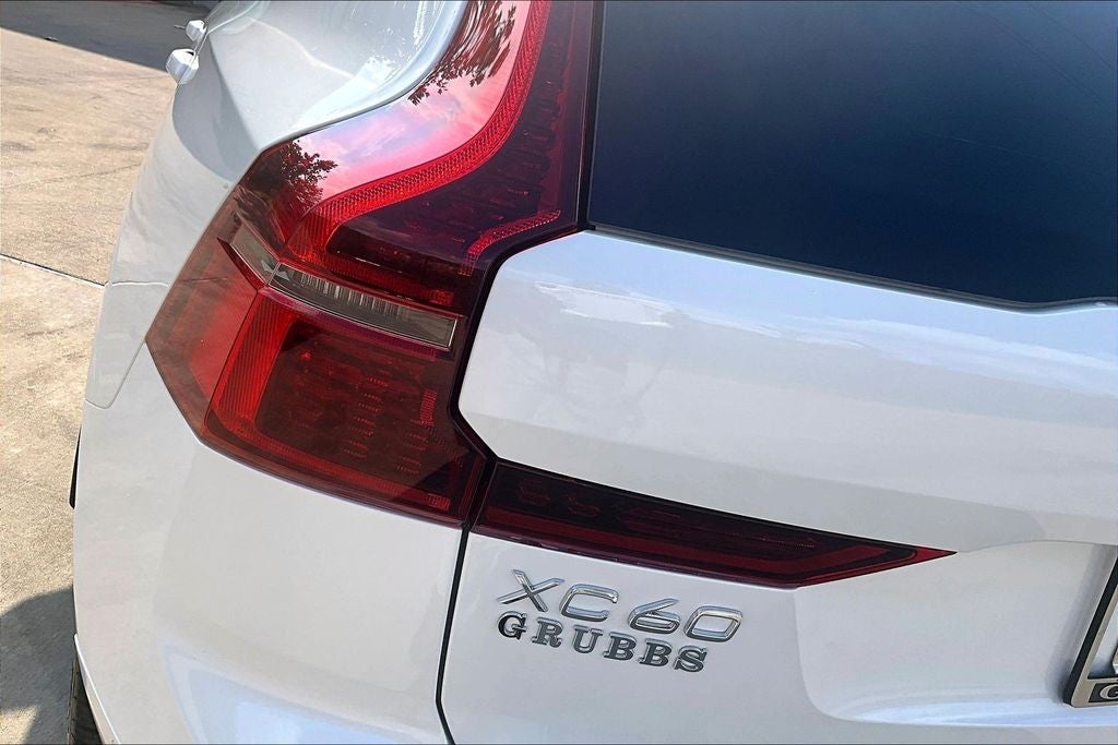 2026 Volvo XC60 B5 Ultra