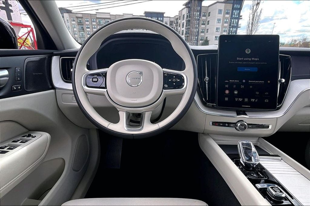 2026 Volvo XC60 B5 Ultra