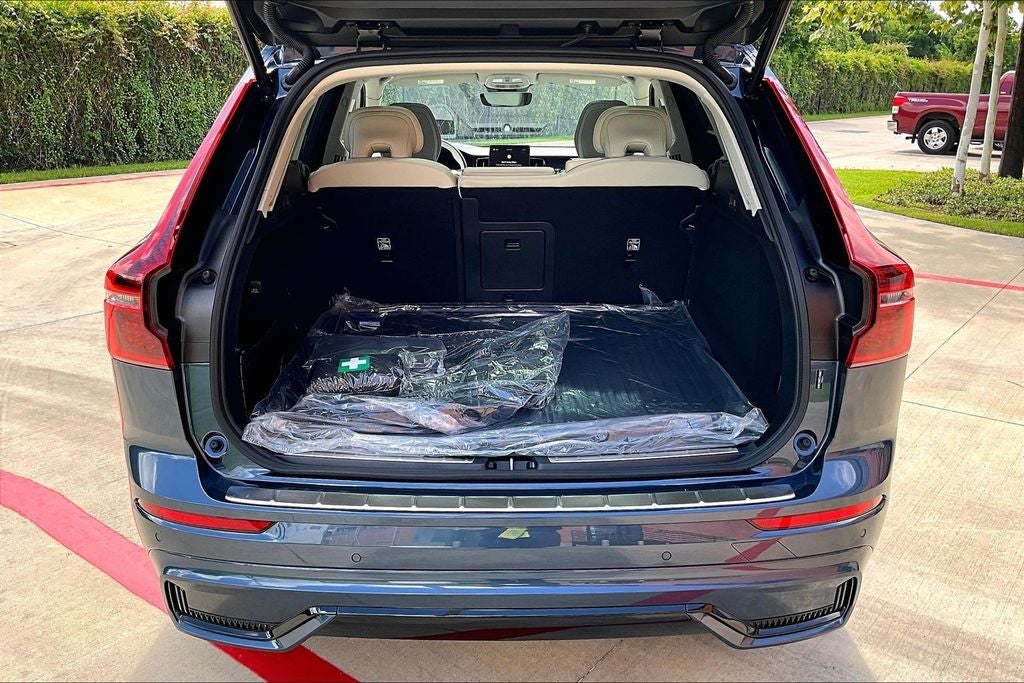 2026 Volvo XC60 B5 Ultra